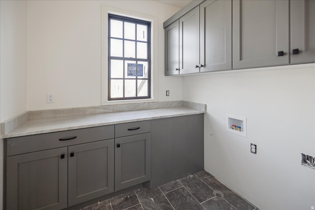 DAYBREAK - Residential