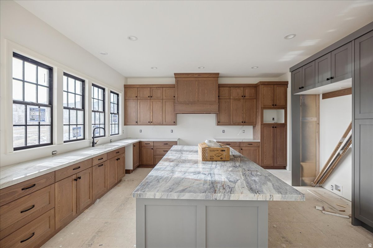 DAYBREAK - Residential