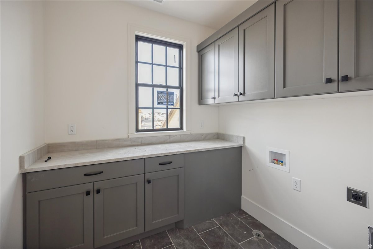 DAYBREAK - Residential