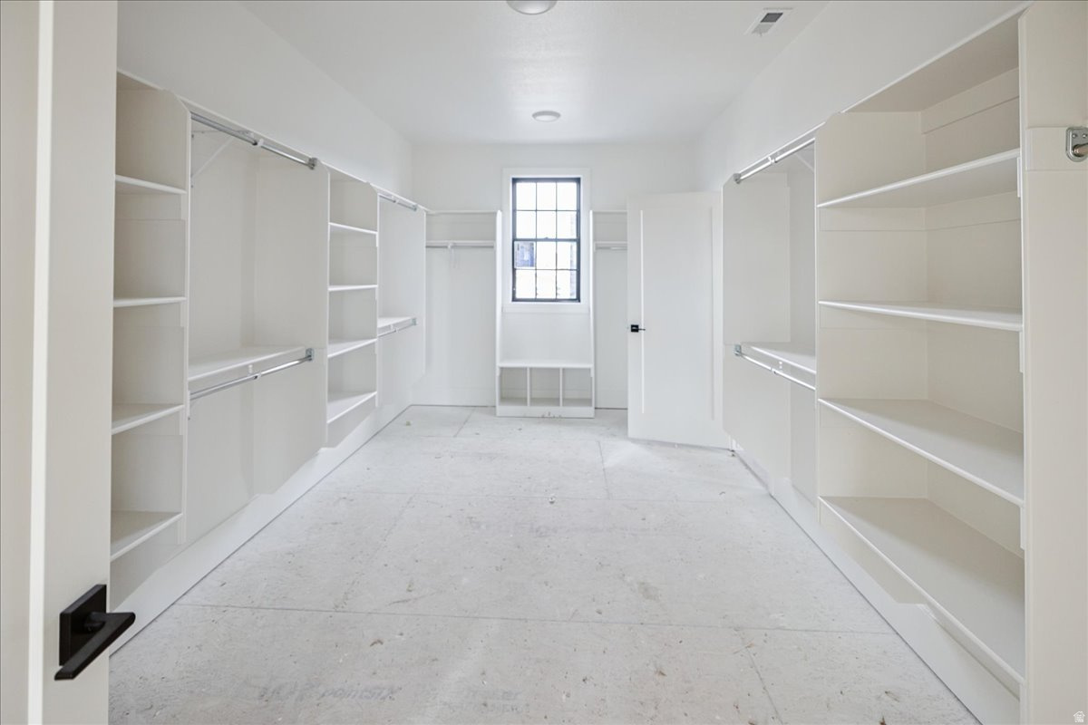 DAYBREAK - Residential