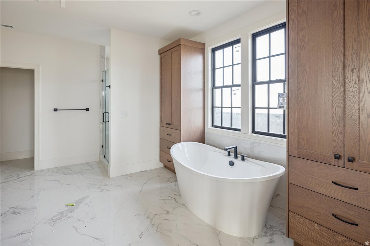 DAYBREAK - Residential