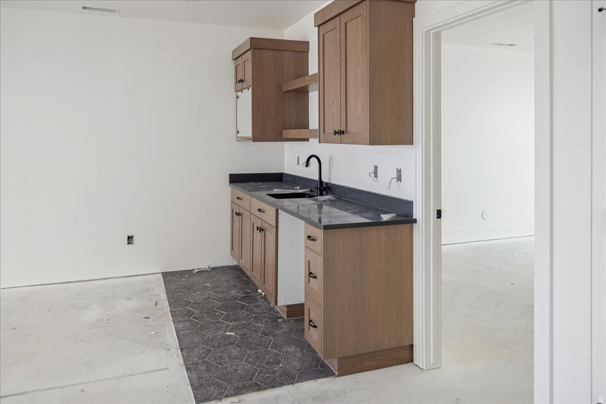 DAYBREAK - Residential