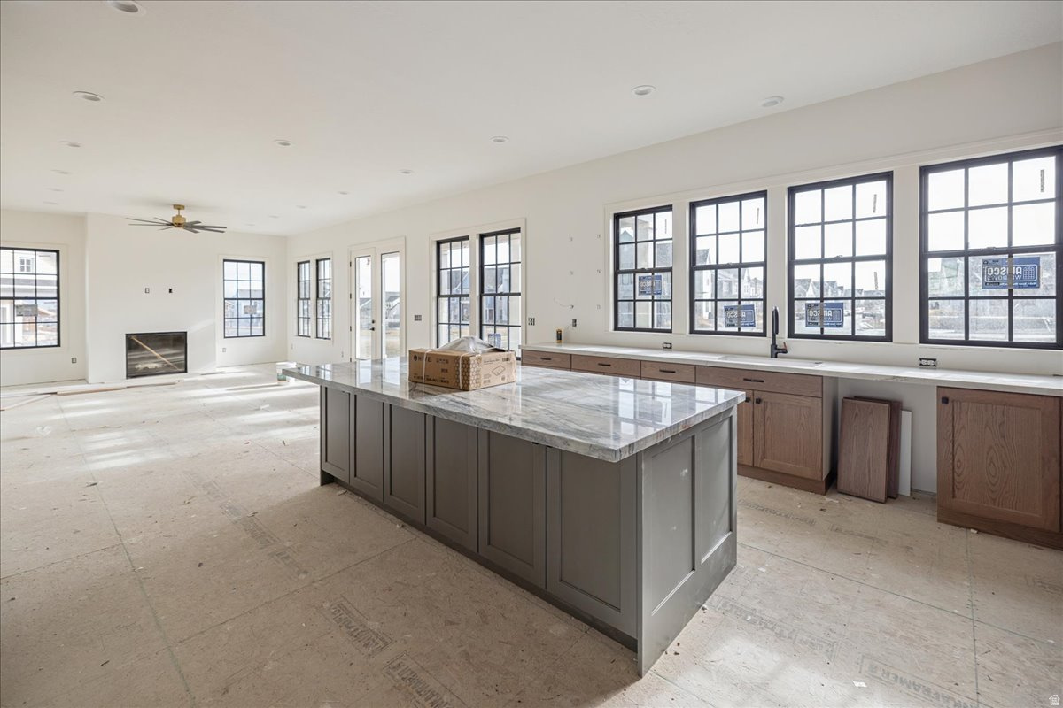 DAYBREAK - Residential