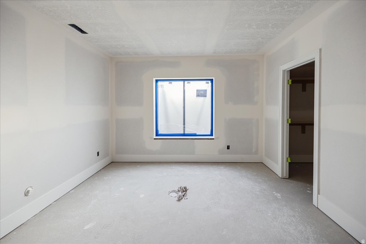 DAYBREAK - Residential