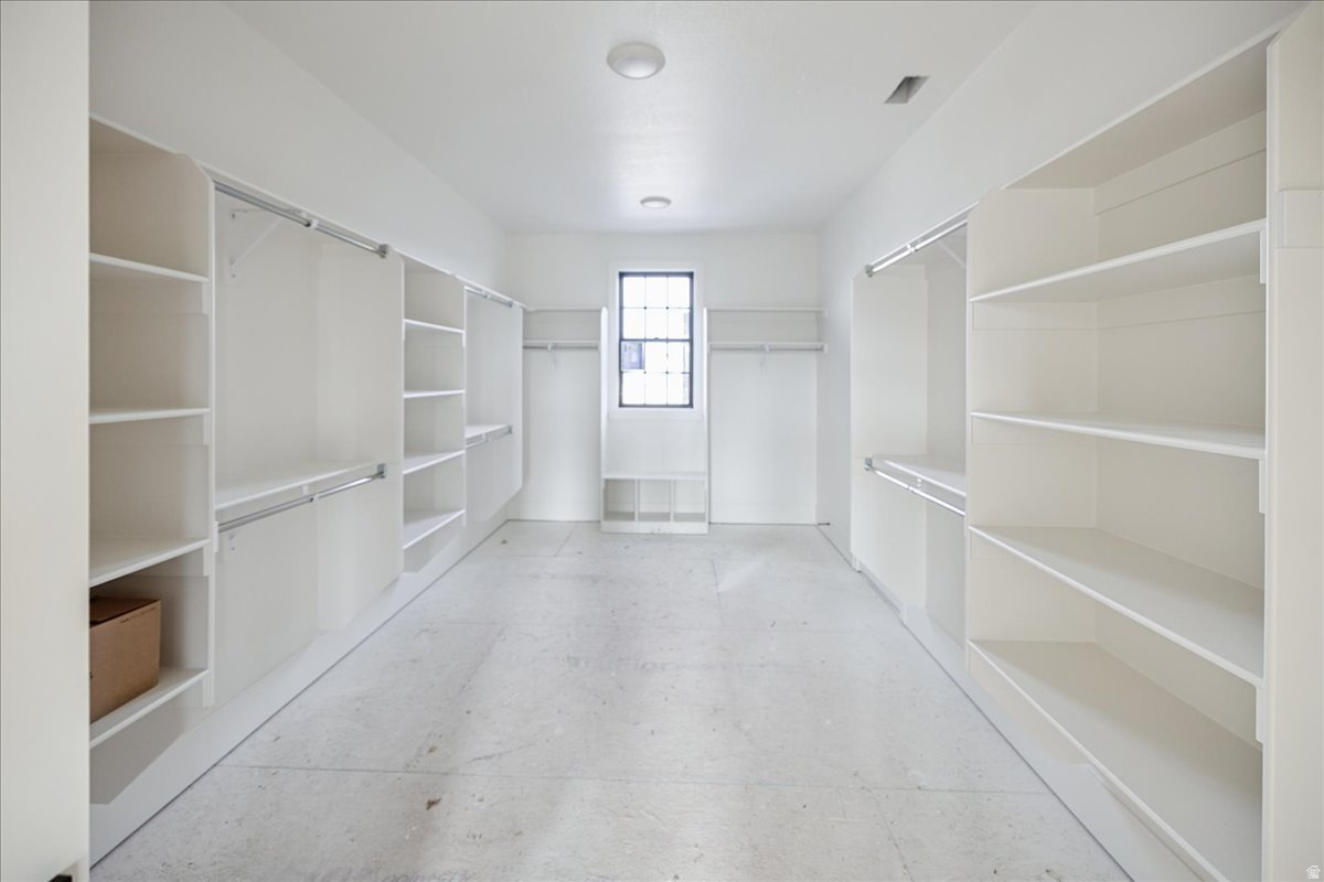 DAYBREAK - Residential