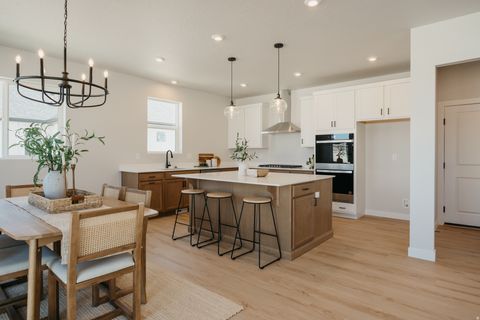 Tiny photo for 1172 E ANTELOPE DR #603, Eagle Mountain, UT 84005 (MLS # 2154863)