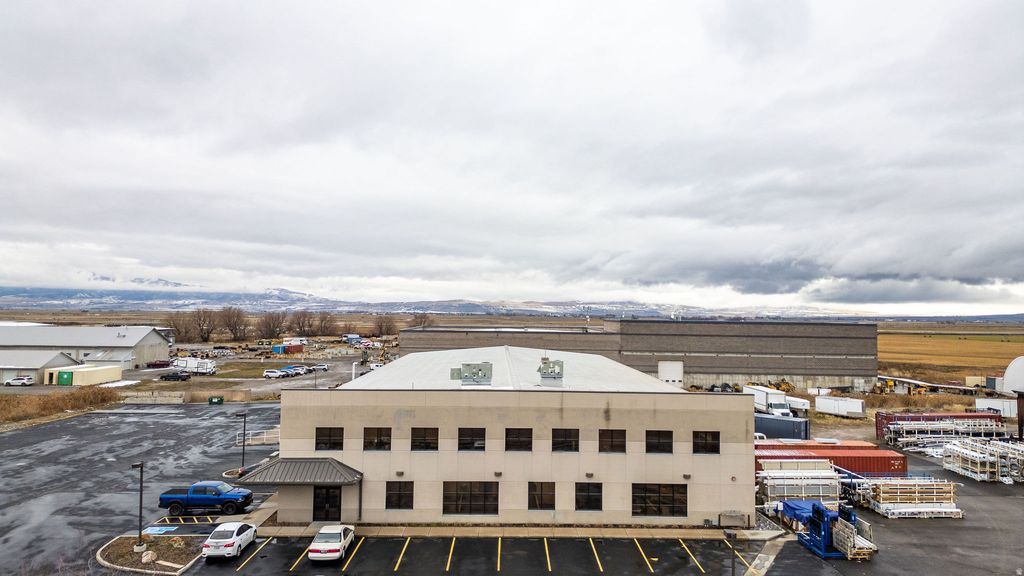 Photo of 3775 N 200 W, Hyde Park, UT 84318 (MLS # 2126060)