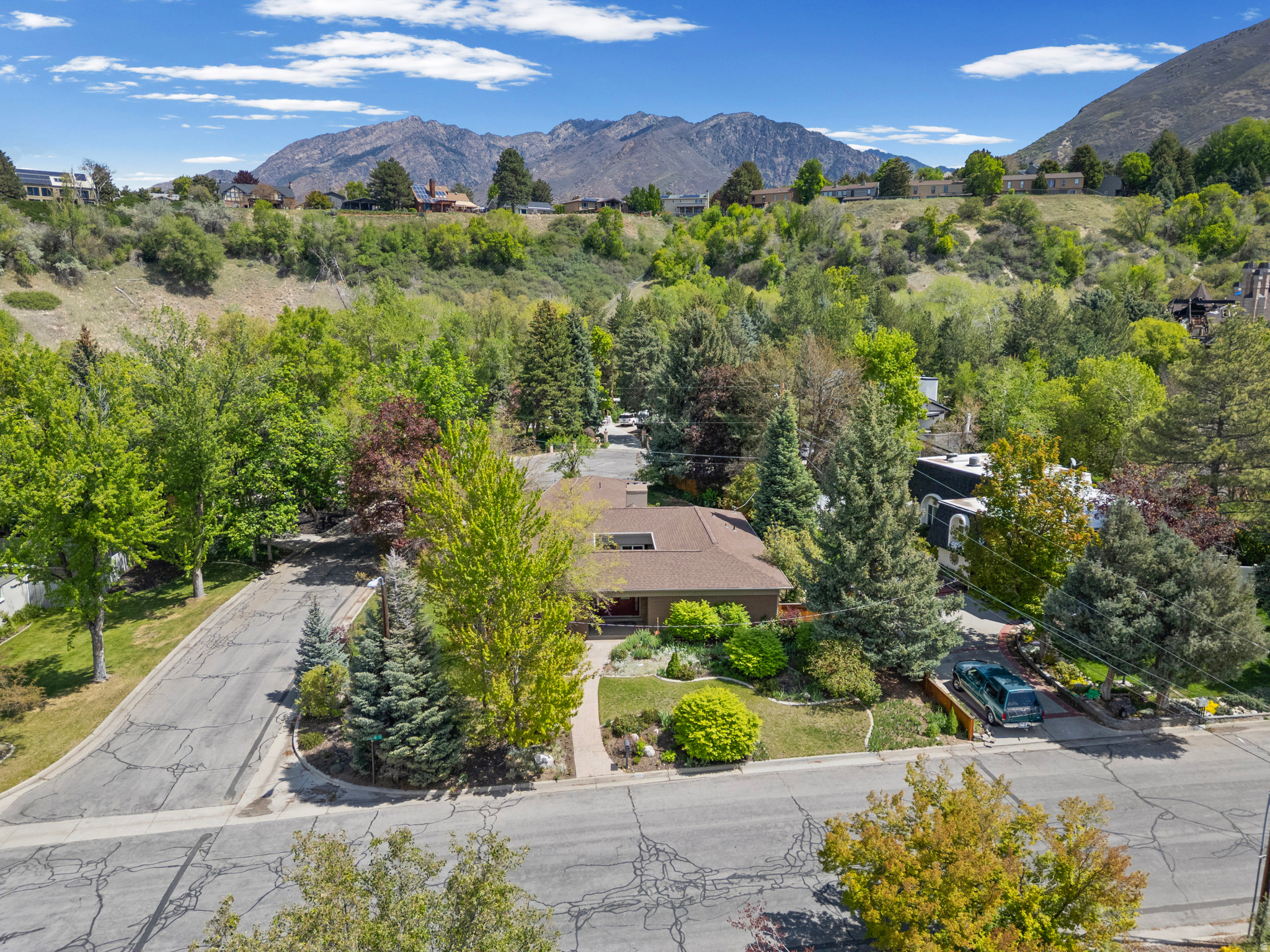 WILLOW CREEK - Residential