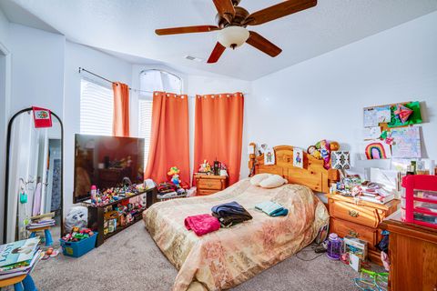 Tiny photo for 320 N 200 W #4, Bountiful, UT 84010 (MLS # 2135236)