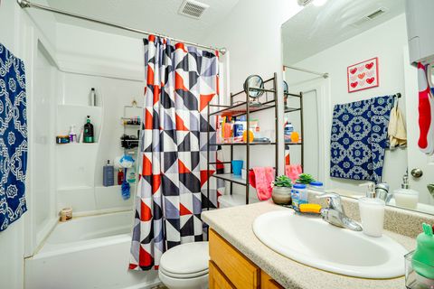 Tiny photo for 320 N 200 W #4, Bountiful, UT 84010 (MLS # 2135236)