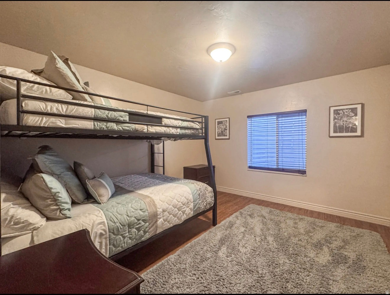 LOCHWOOD - Residential