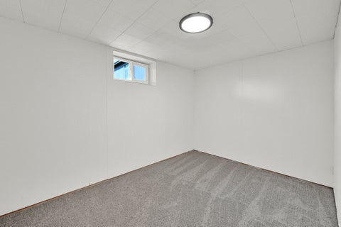 Tiny photo for 321 E 4675 S, Washington Terrace, UT 84405 (MLS # 2170335)