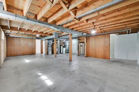 Tiny photo for 321 E 4675 S, Washington Terrace, UT 84405 (MLS # 2170335)