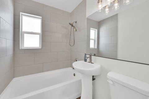 Tiny photo for 321 E 4675 S, Washington Terrace, UT 84405 (MLS # 2170335)