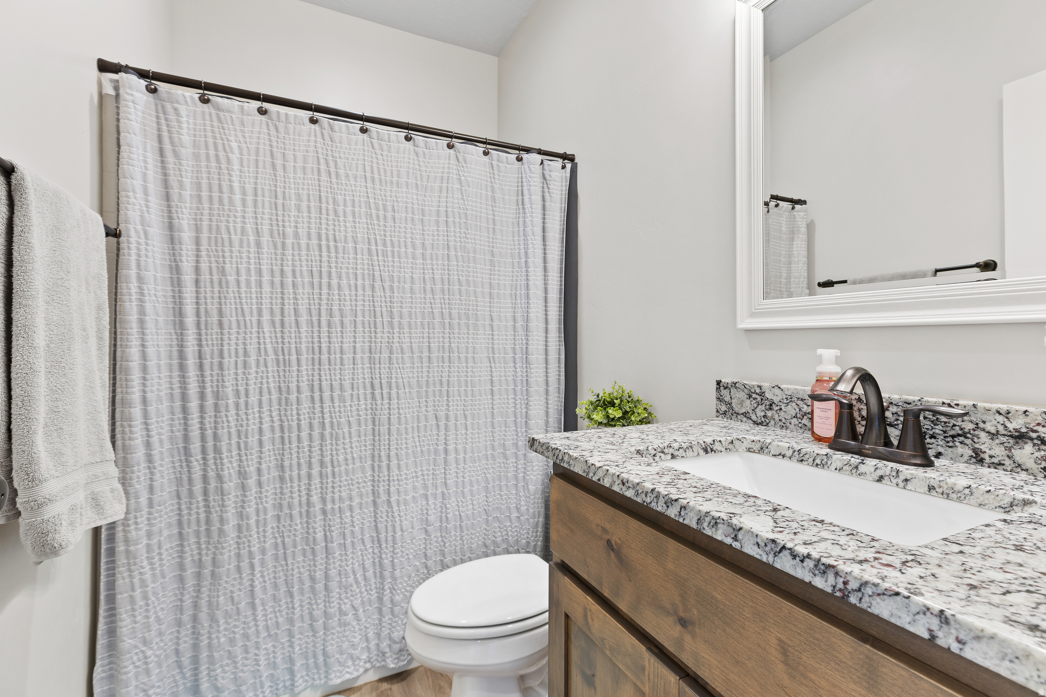 POINT BREAK - Residential