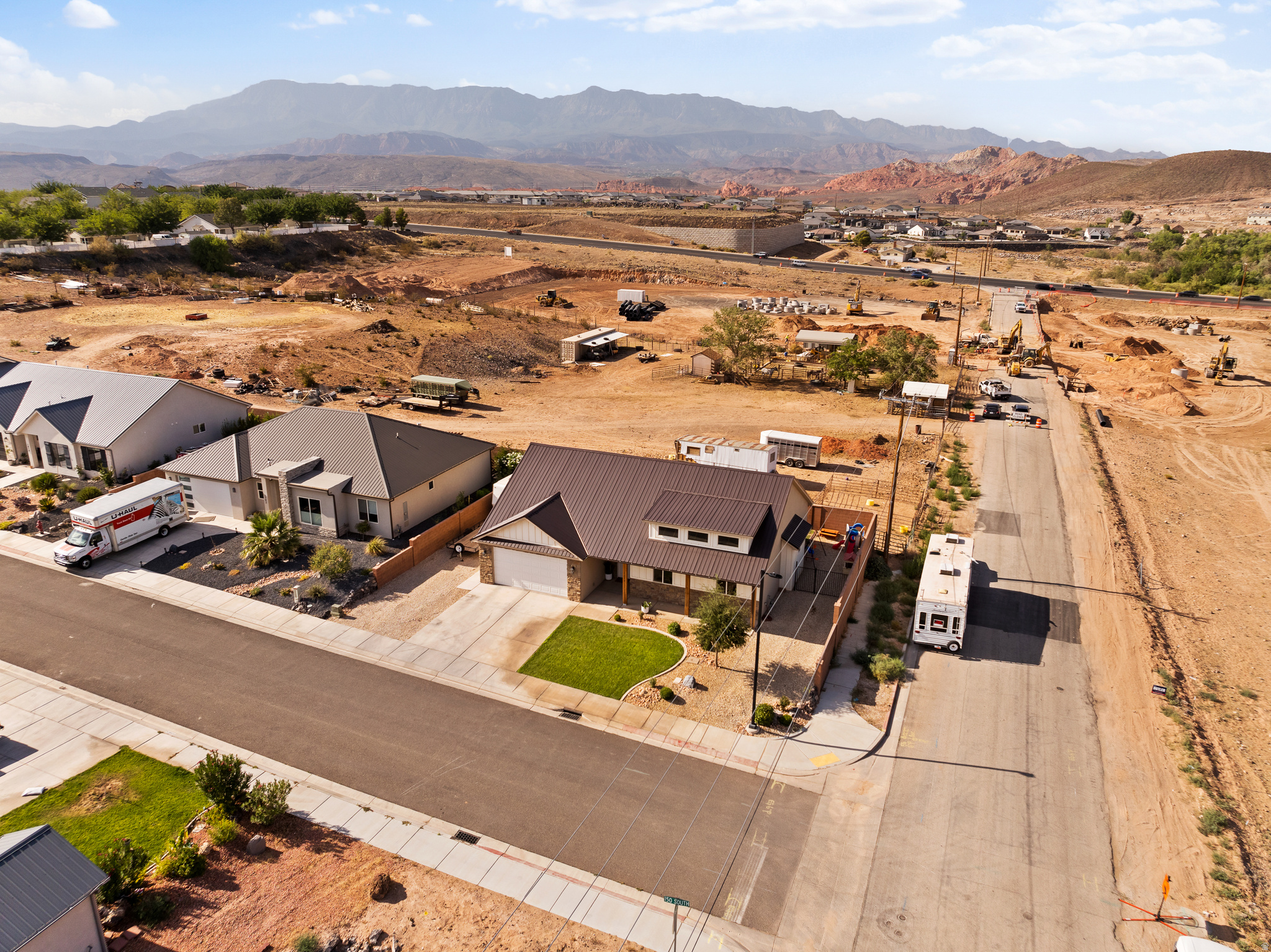 POINT BREAK - Residential