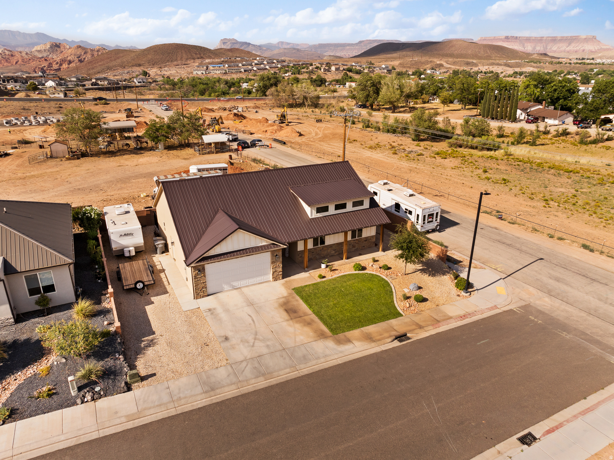 POINT BREAK - Residential