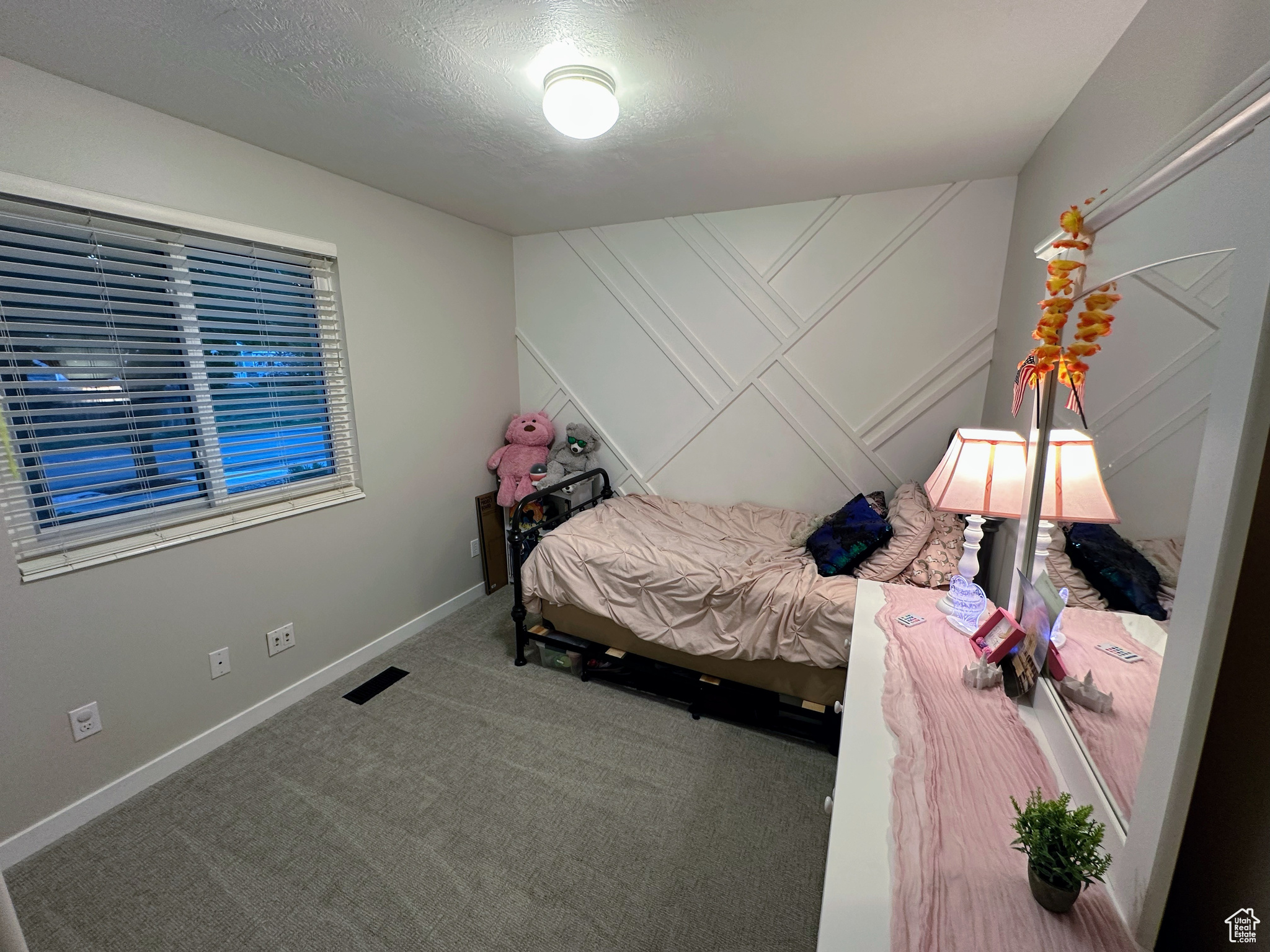8675 S Pebblecreek Rd, West Jordan, Utah image 26