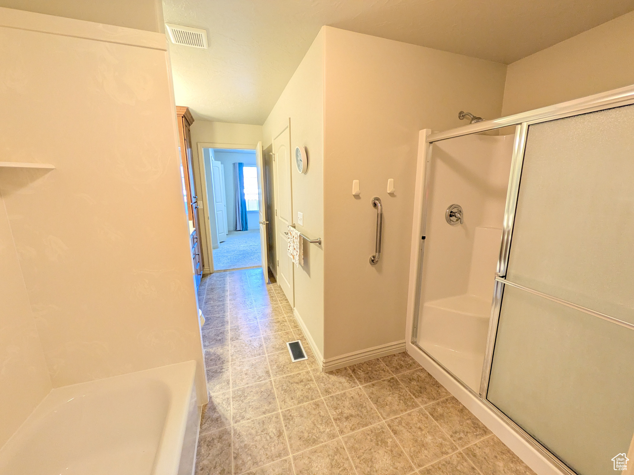 TOWNE CENTER VILLAS - Residential