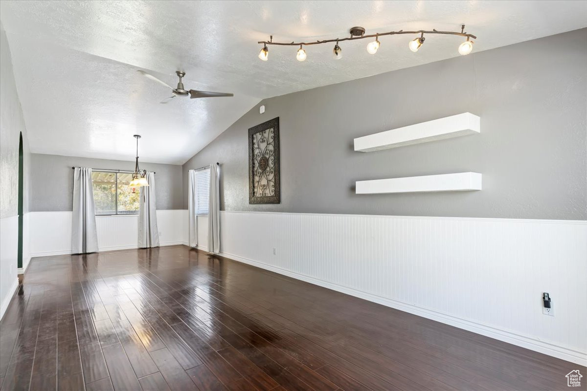 BINGHAM ESTATES - Residential