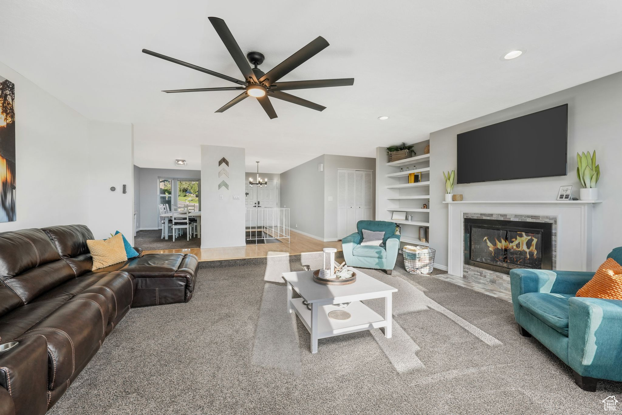 WHITE CITY - Residential