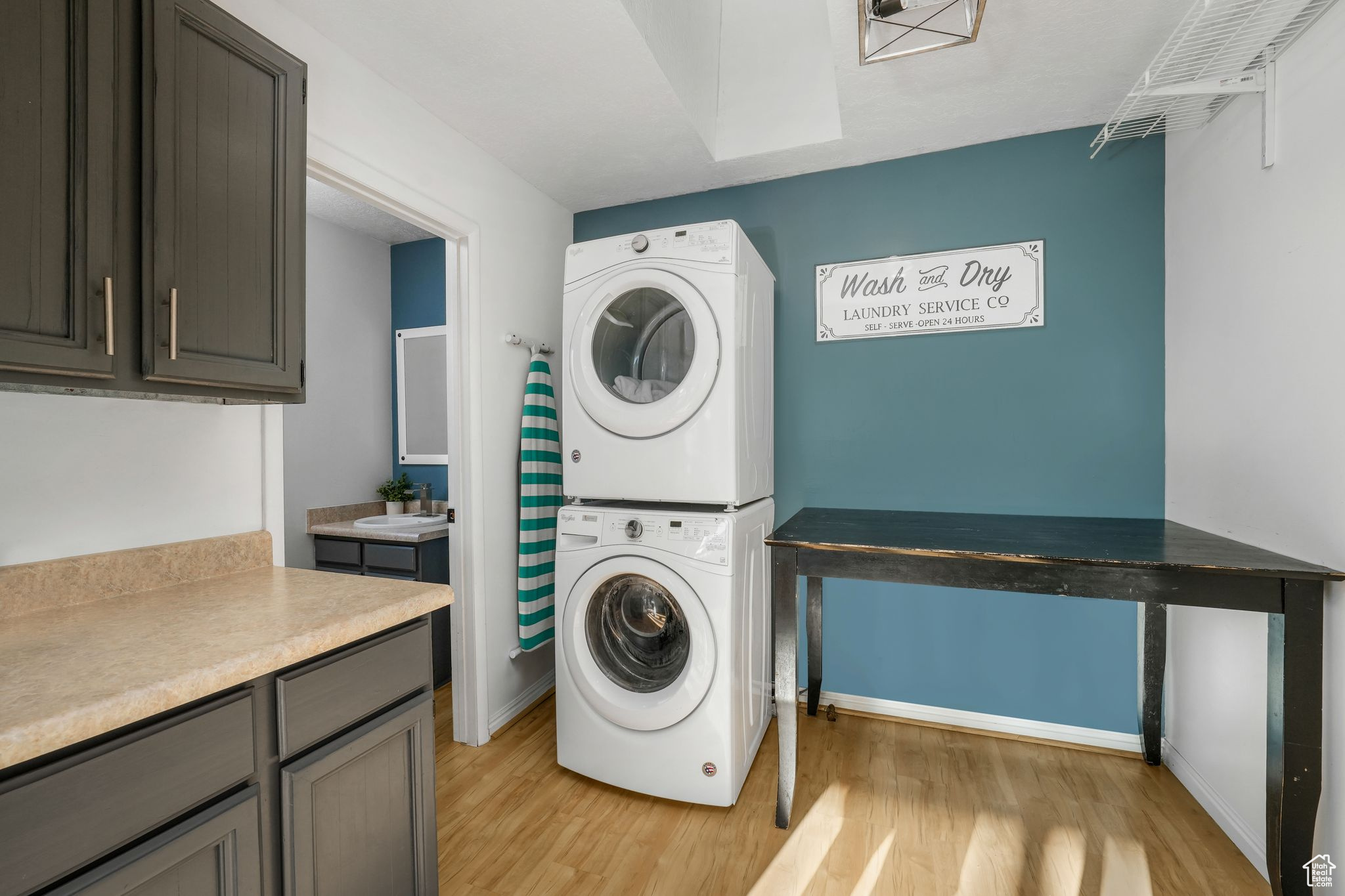 WHITE CITY - Residential