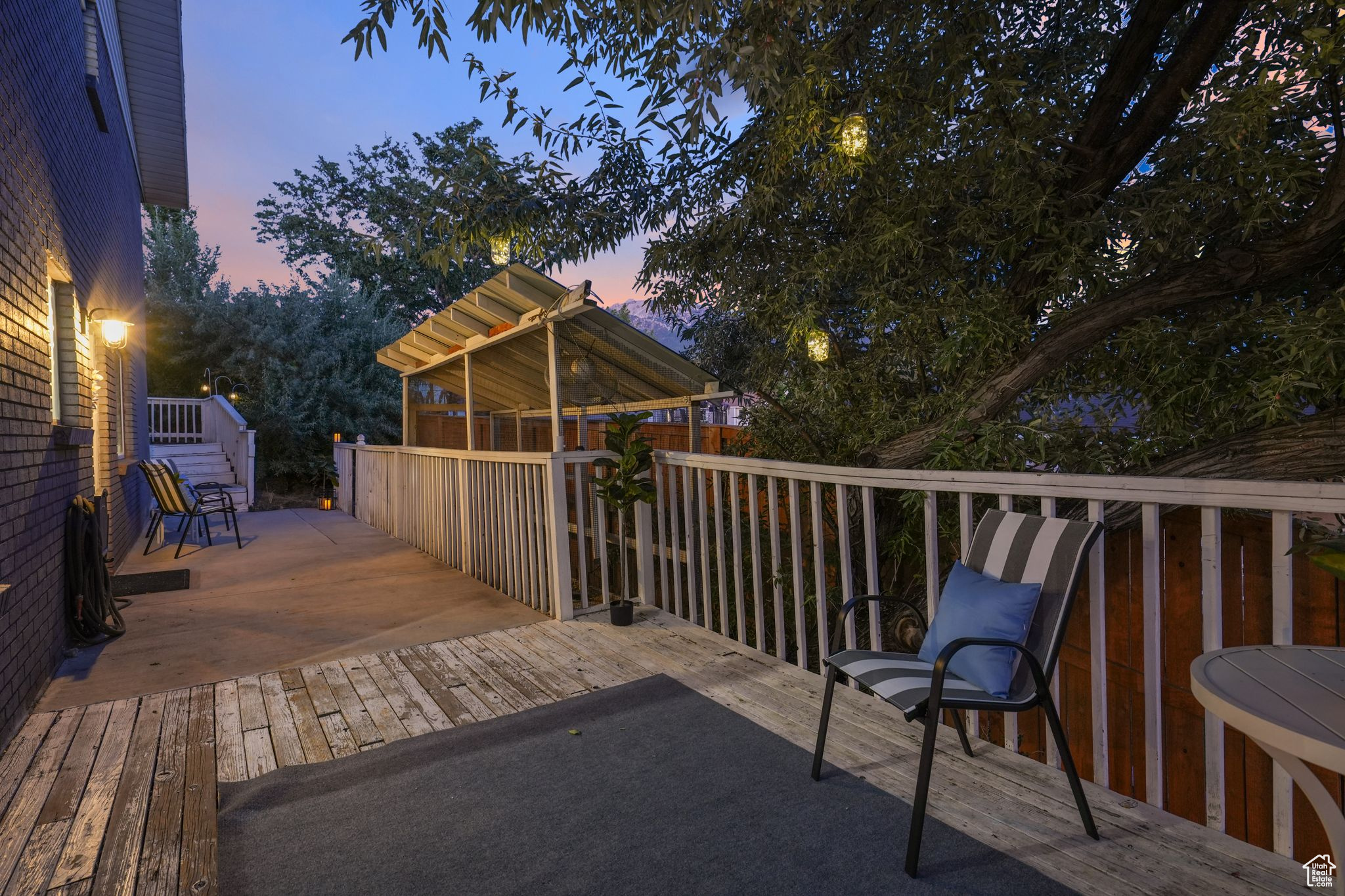 WHITE CITY - Residential