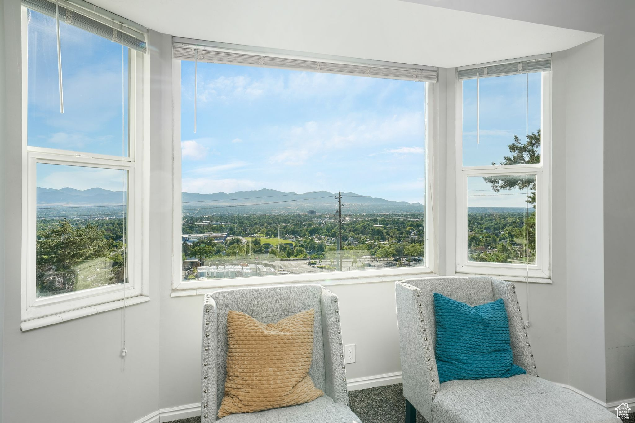 WHITE CITY - Residential