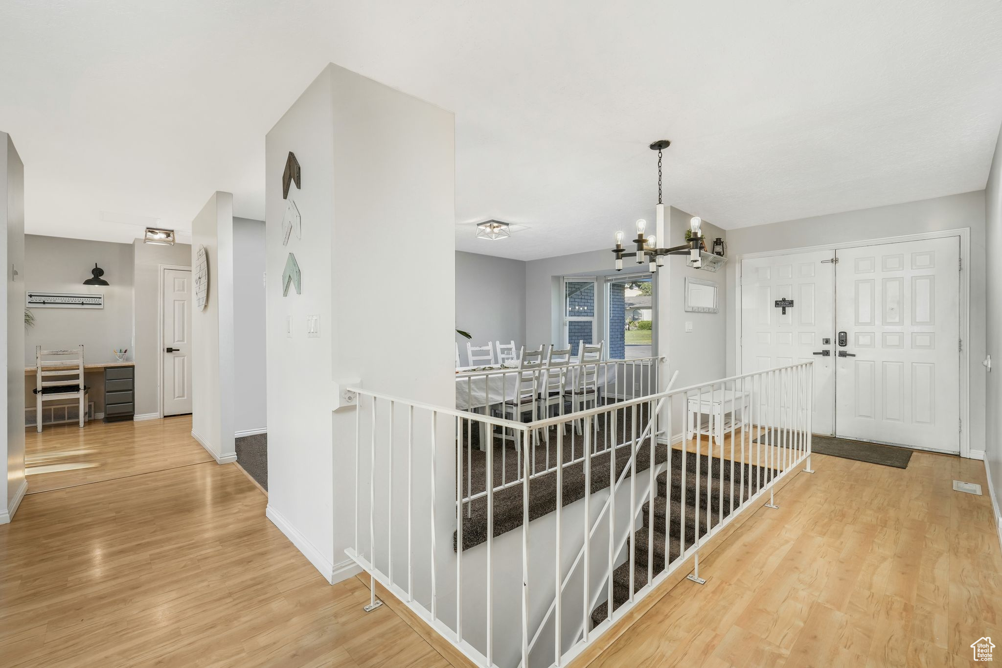 WHITE CITY - Residential