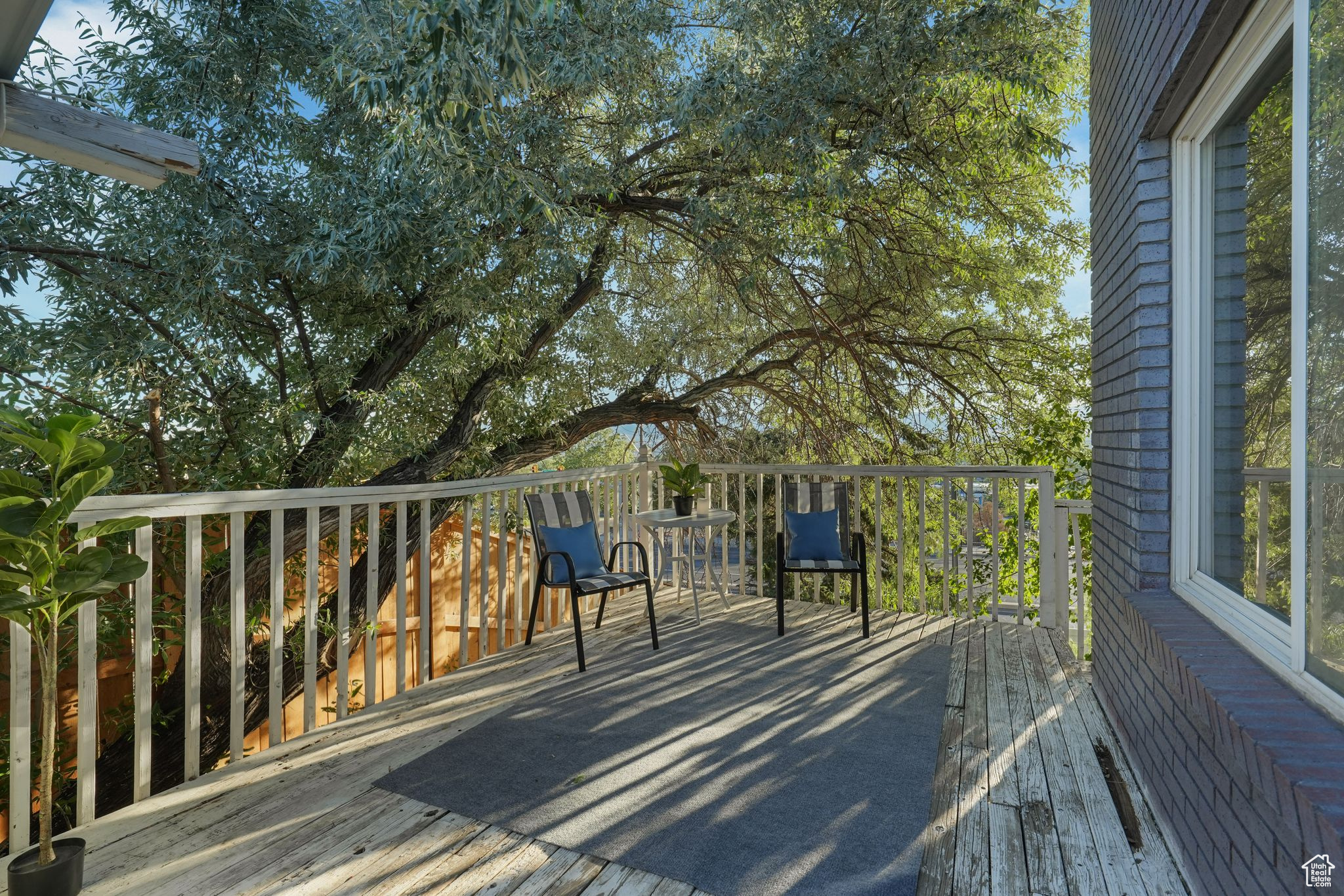 WHITE CITY - Residential