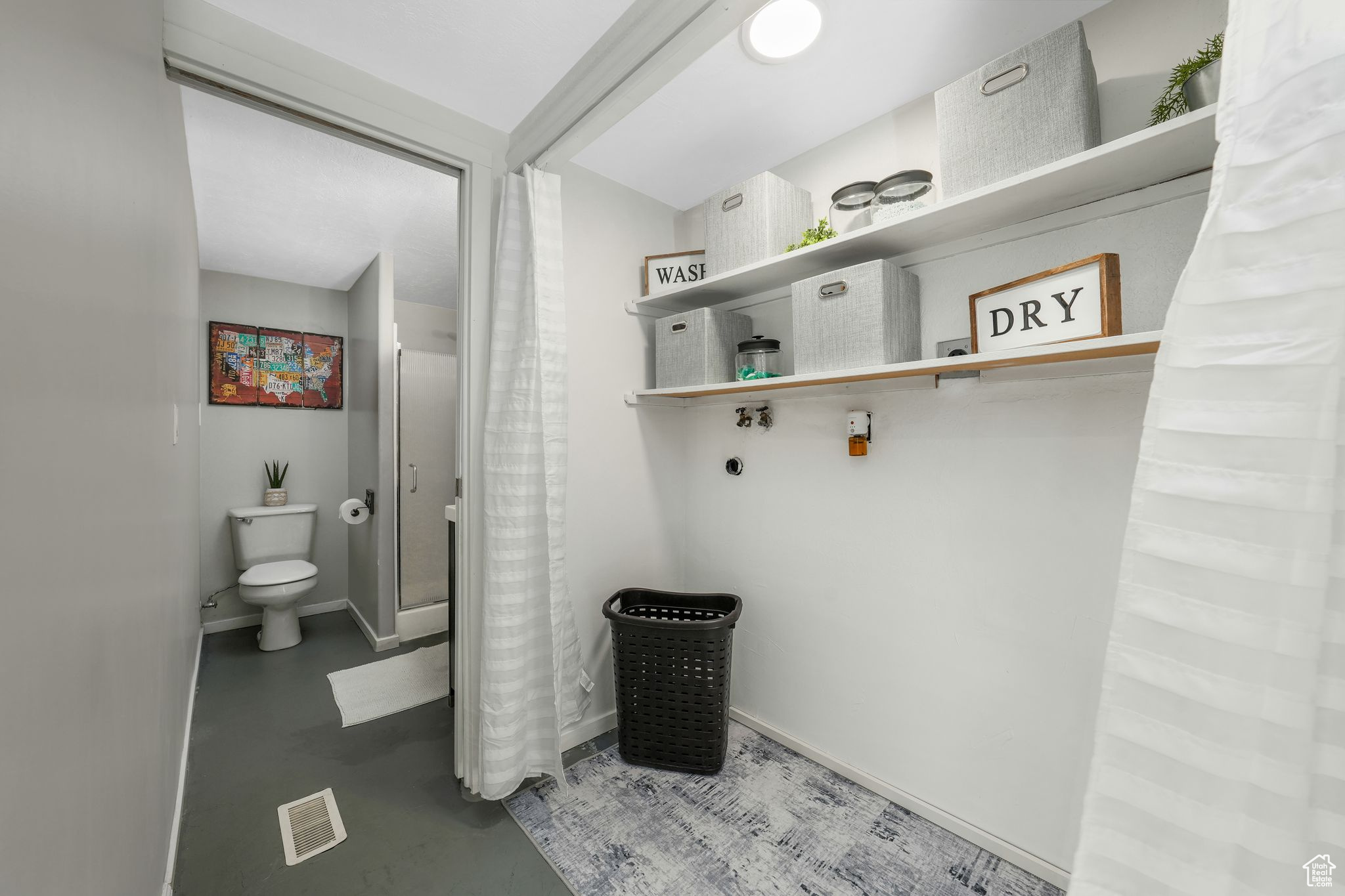 WHITE CITY - Residential