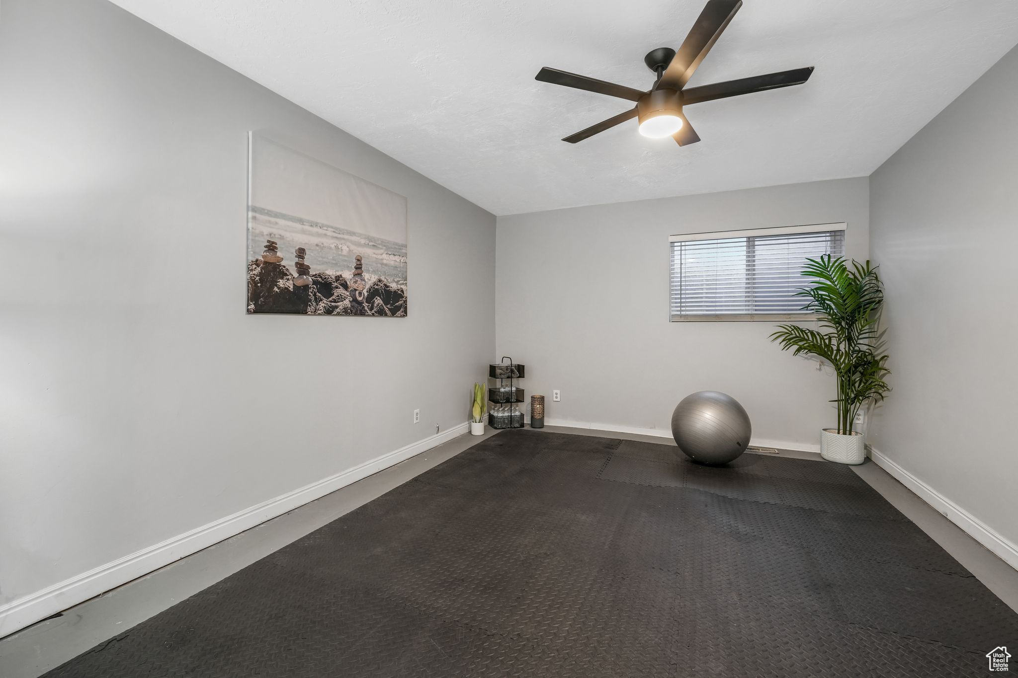 WHITE CITY - Residential