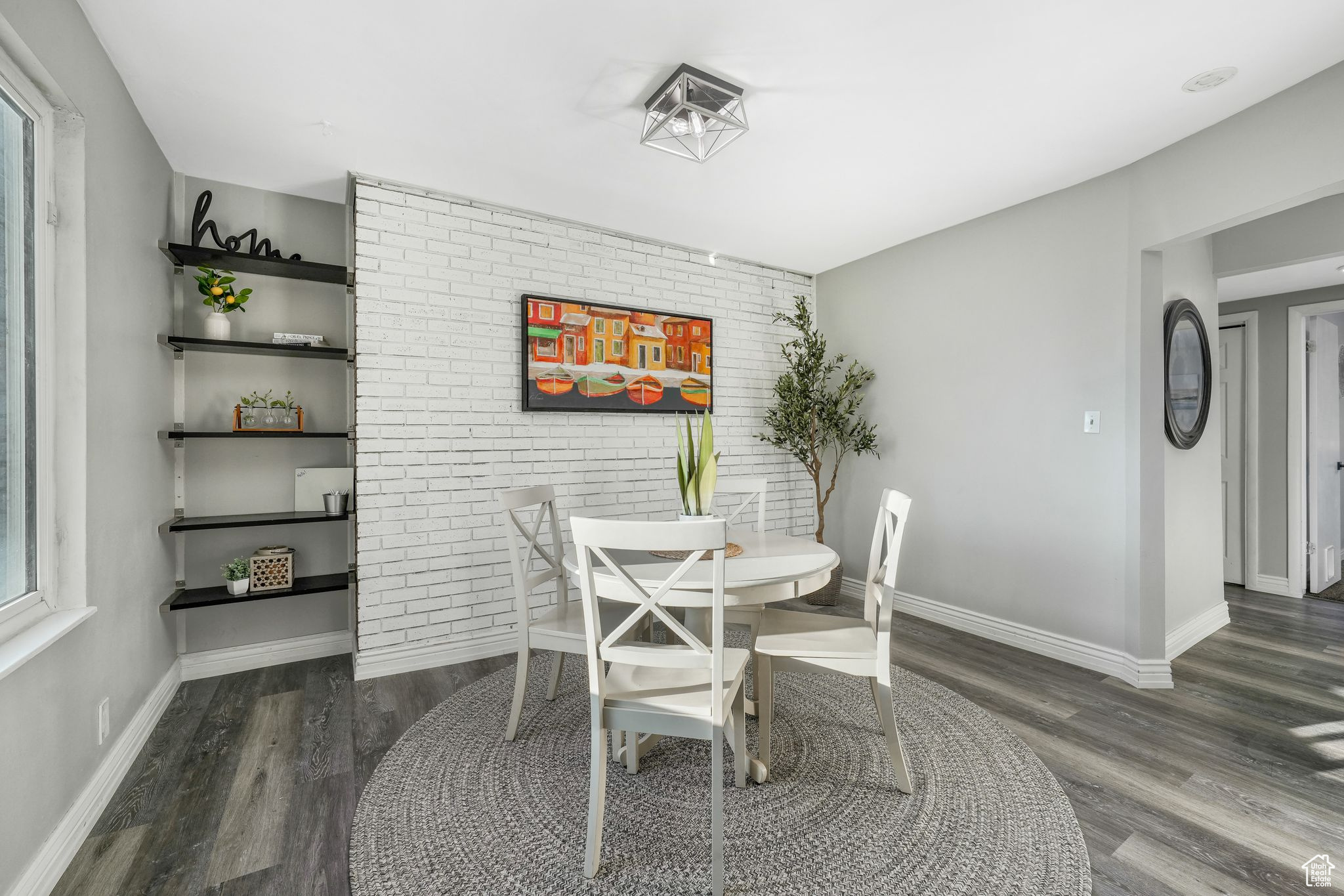 WHITE CITY - Residential