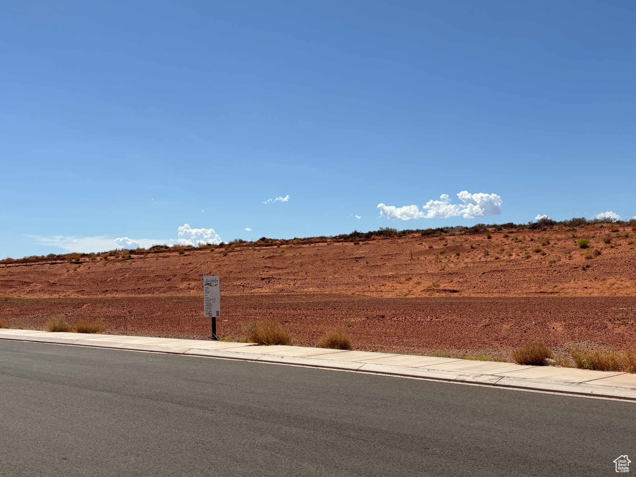 ESTATES AT SAND HOLLOW - Land