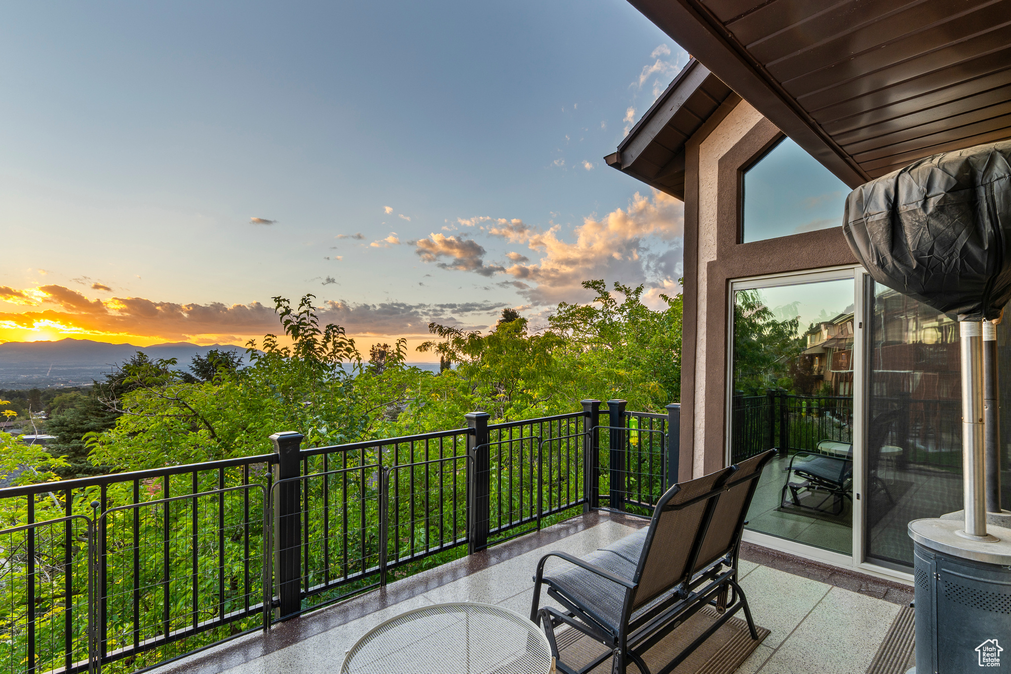PROSPECTOR HILLS - Residential