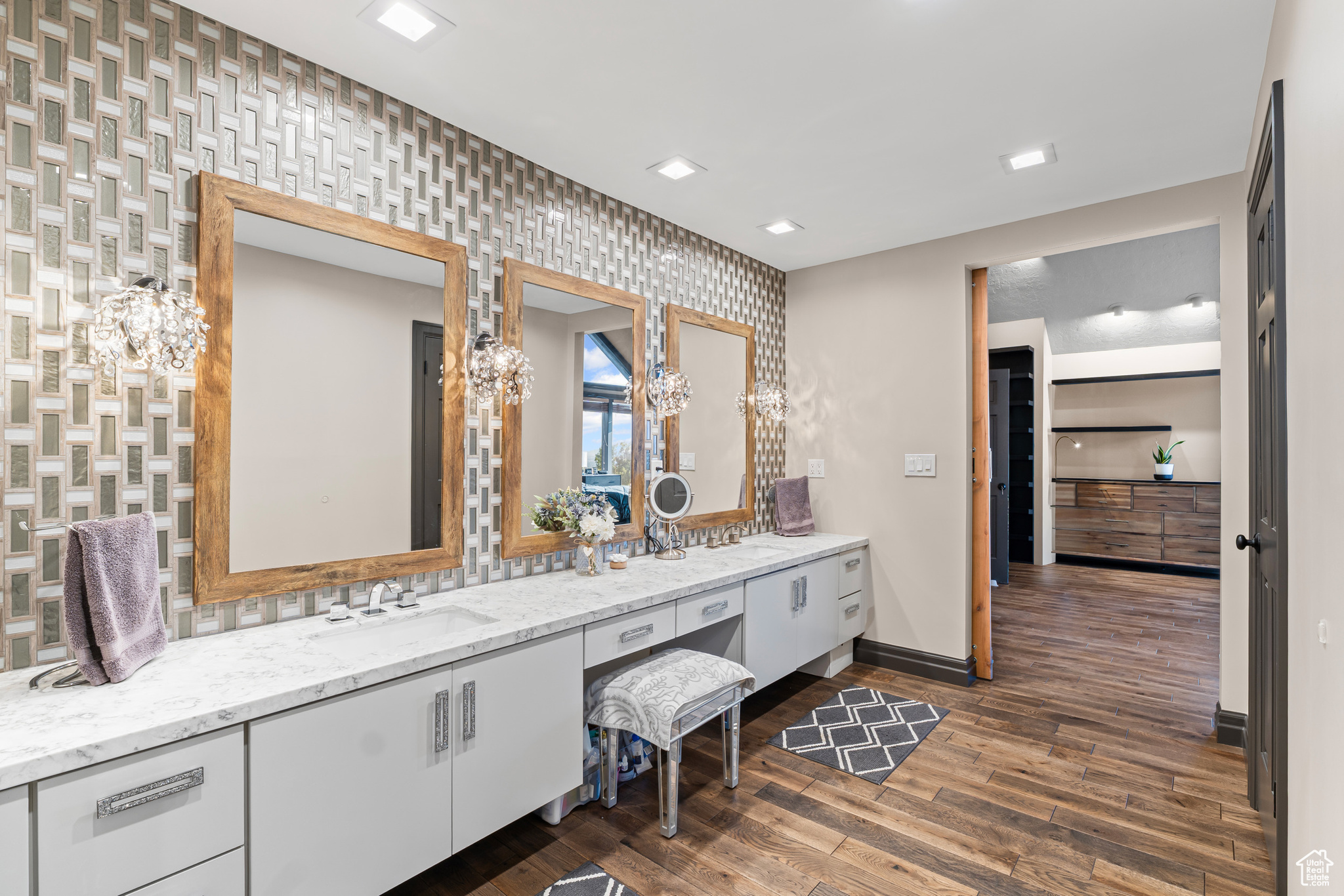 PROSPECTOR HILLS - Residential