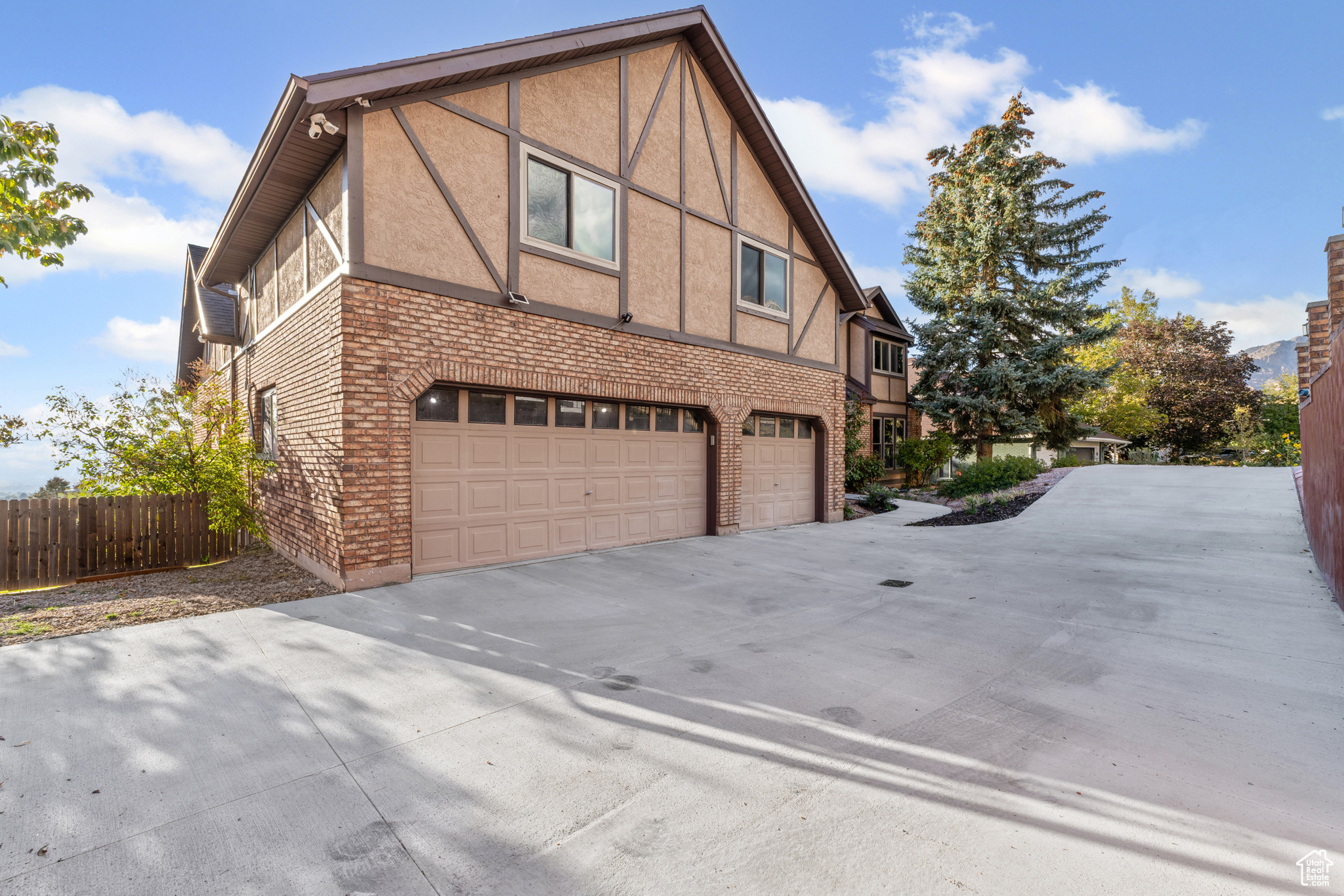 PROSPECTOR HILLS - Residential