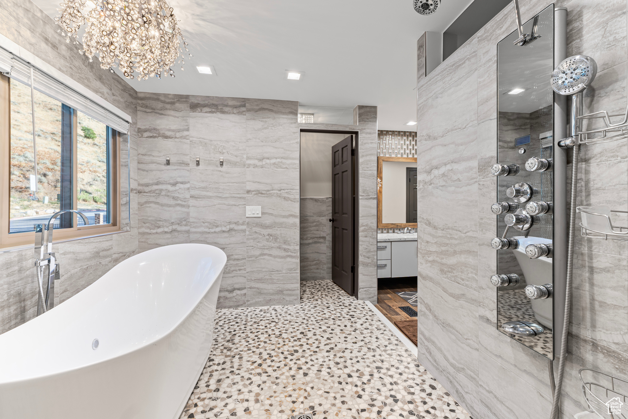 PROSPECTOR HILLS - Residential