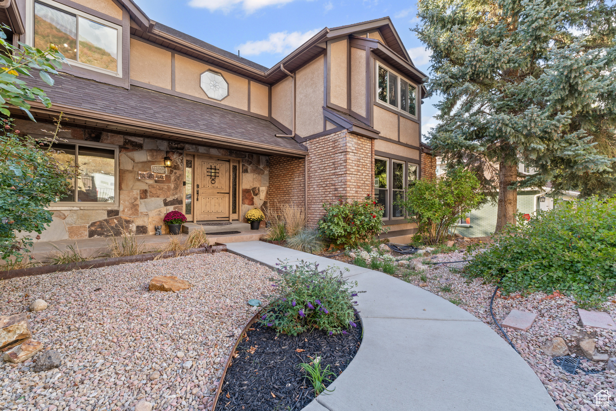 PROSPECTOR HILLS - Residential