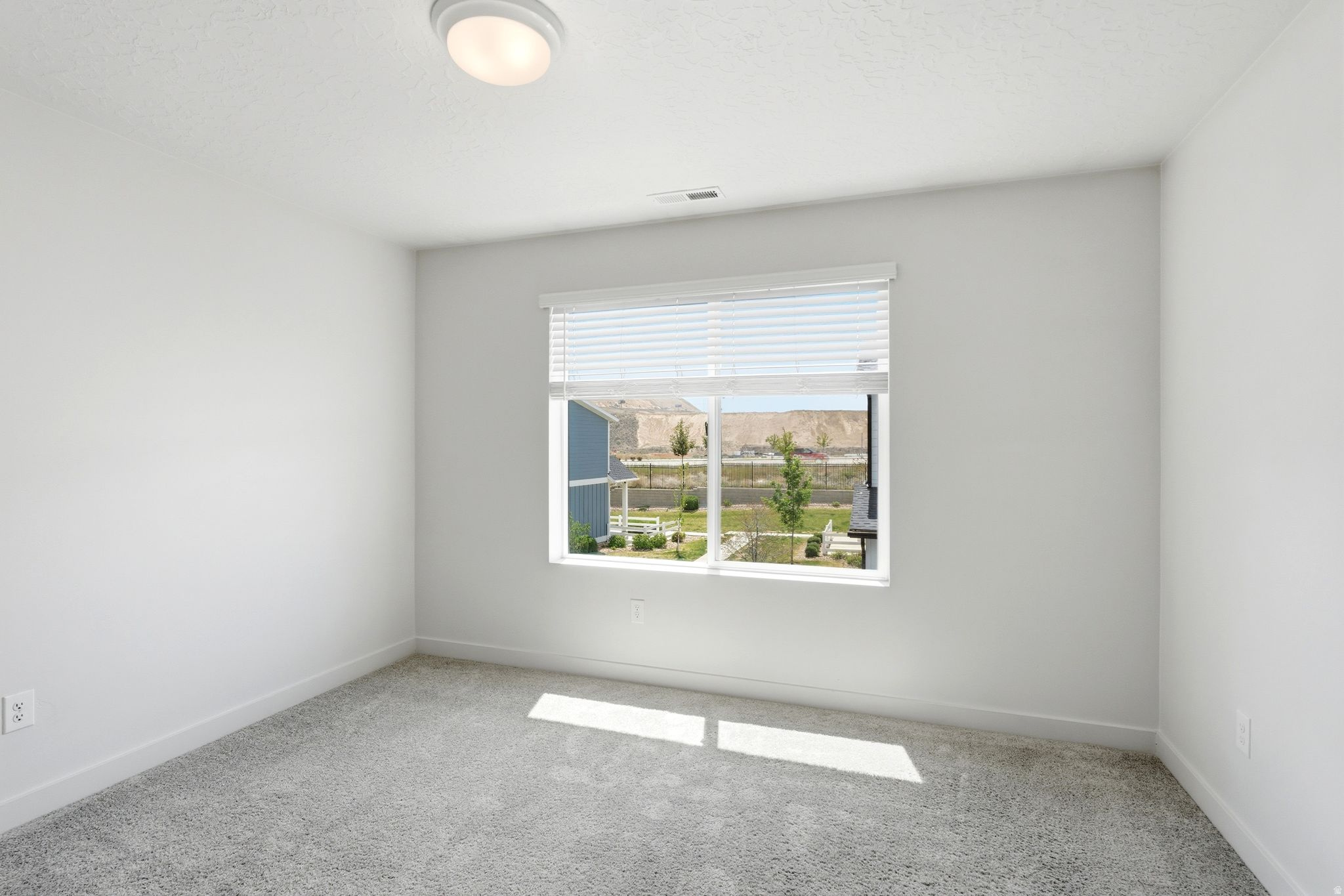 HERITAGE 76 - Residential