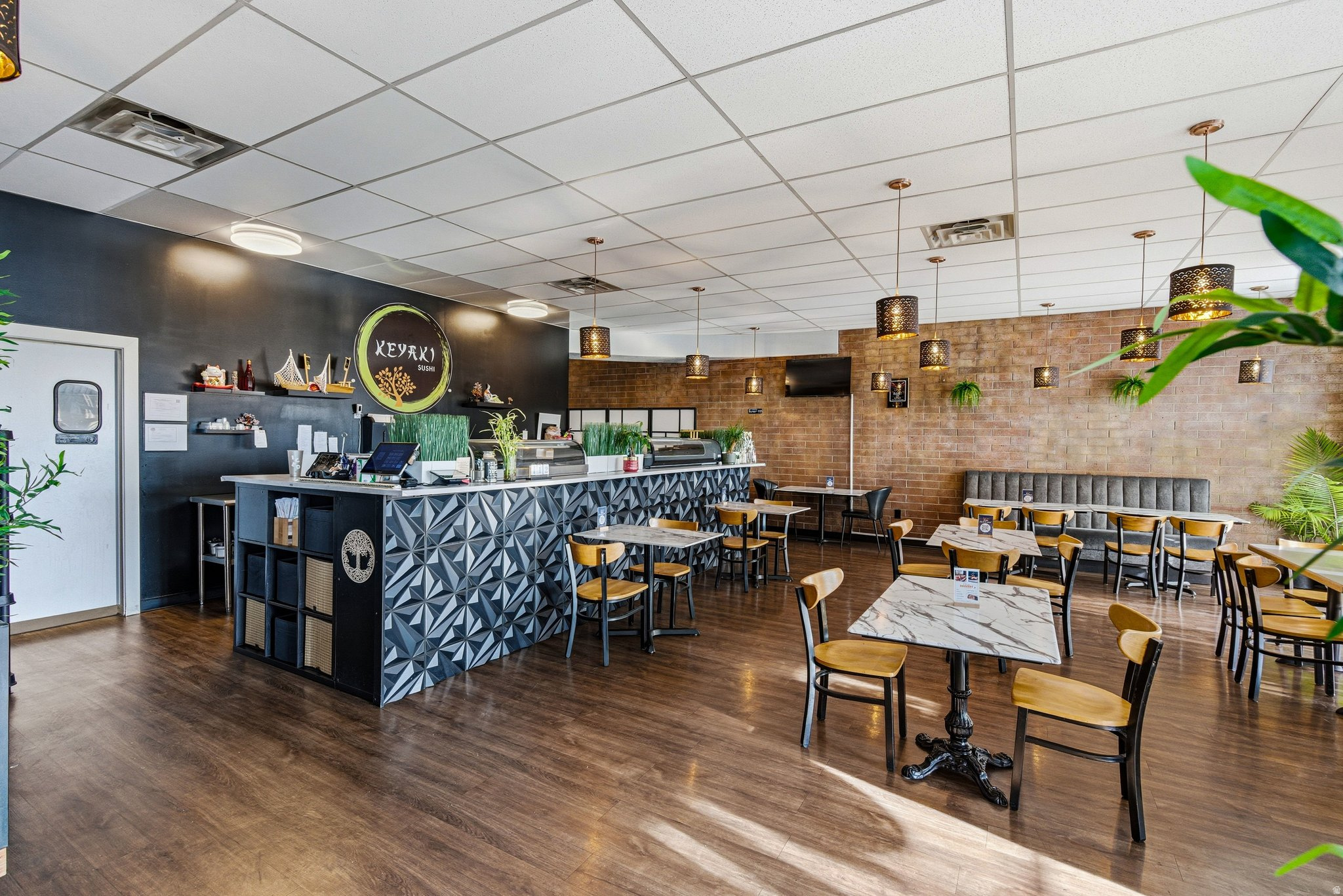 GABLES - Commercial Sale