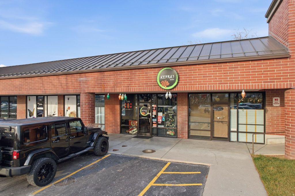 Photo of 777 E FORT UNION BLVD S, Midvale, UT 84047 (MLS # 2134221)