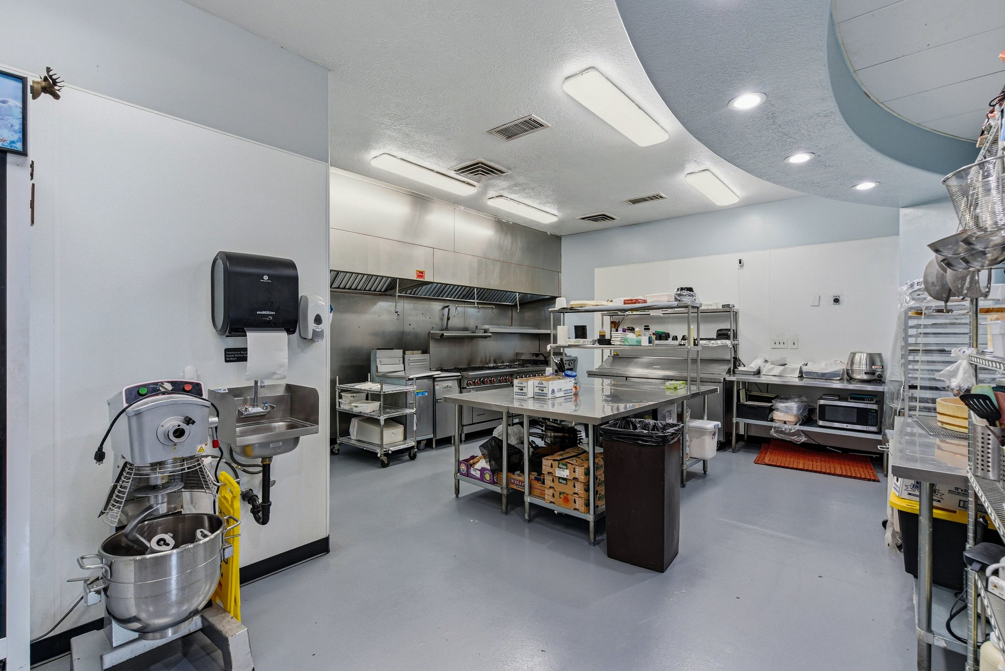 GABLES - Commercial Sale