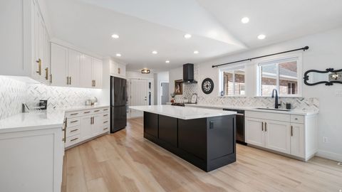 Tiny photo for 1325 W PARK MEADOWS DR, Mapleton, UT 84664 (MLS # 2150934)