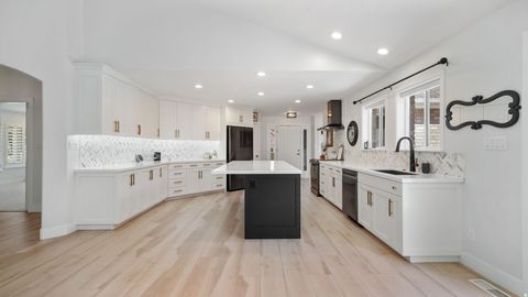 Tiny photo for 1325 W PARK MEADOWS DR, Mapleton, UT 84664 (MLS # 2150934)