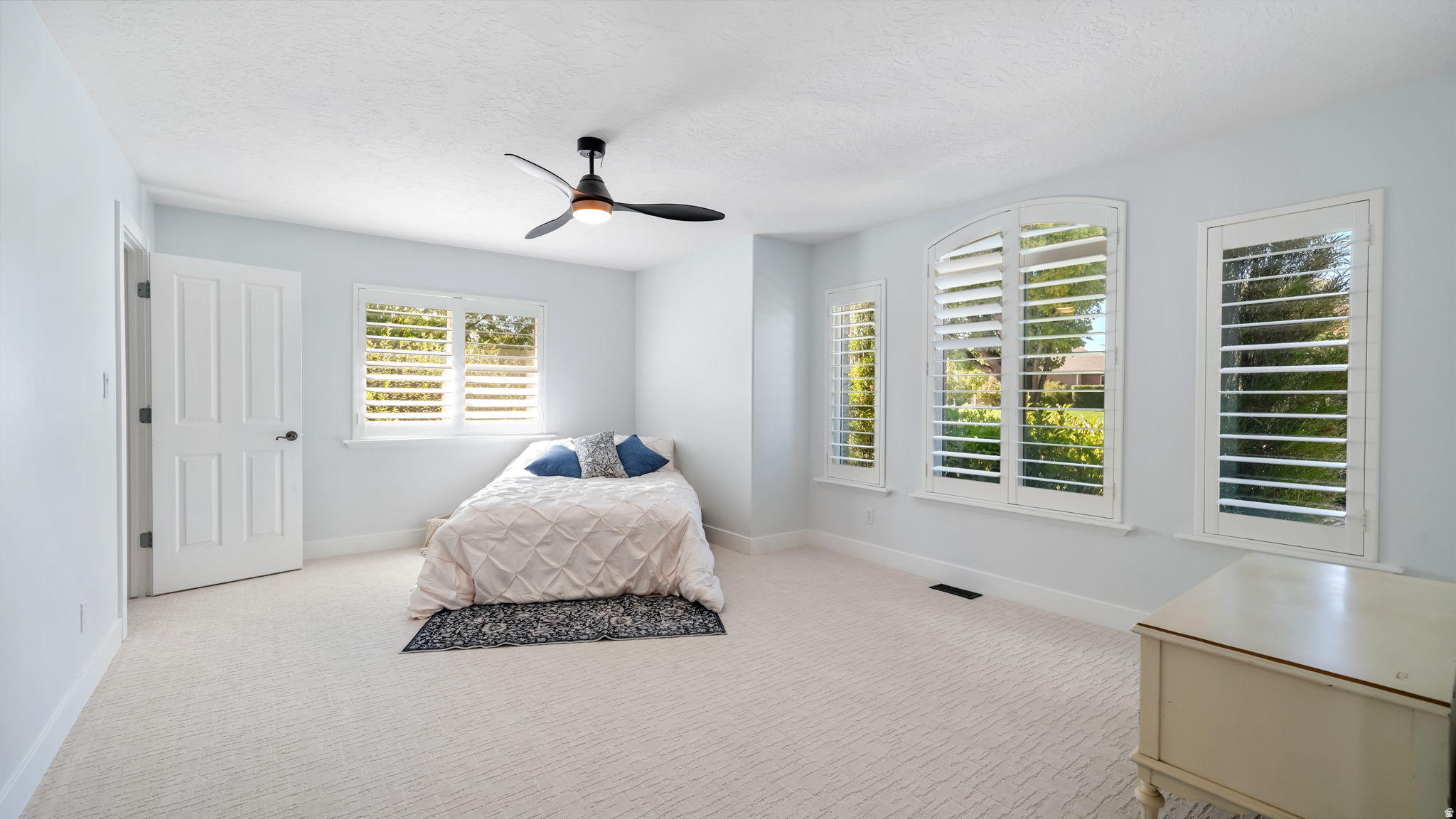 PARK MEADOWS - Residential