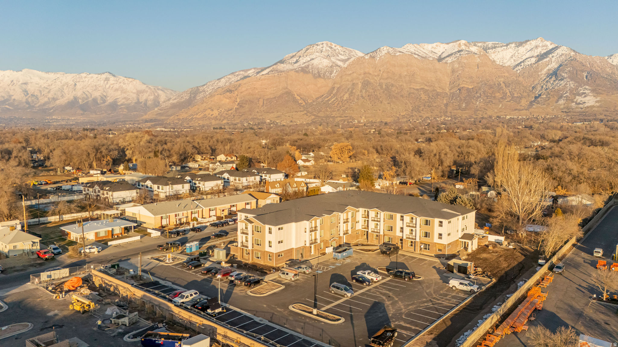 THE MORRELLI AT MEADOWBROOK - Residential