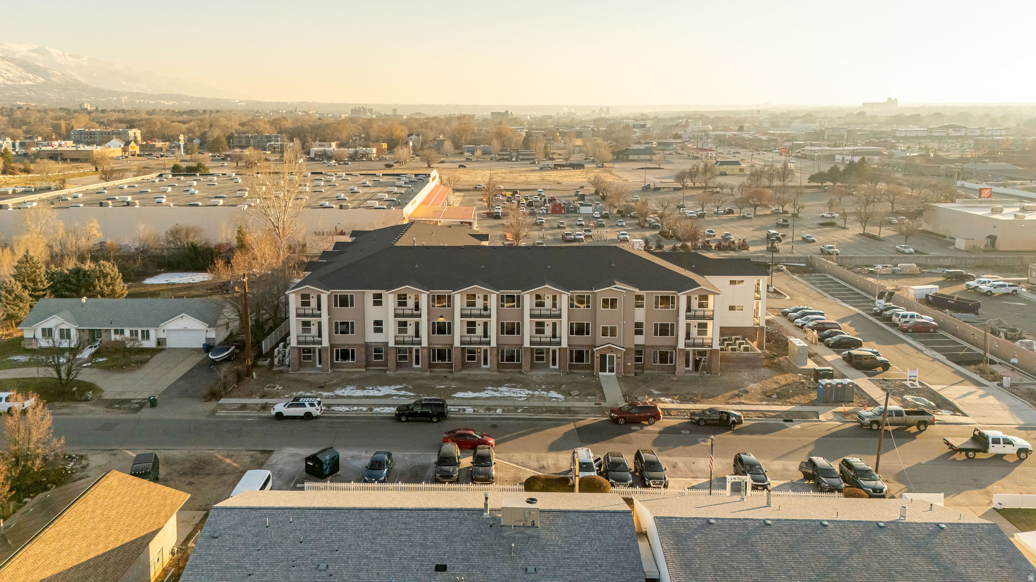 THE MORRELLI AT MEADOWBROOK - Residential