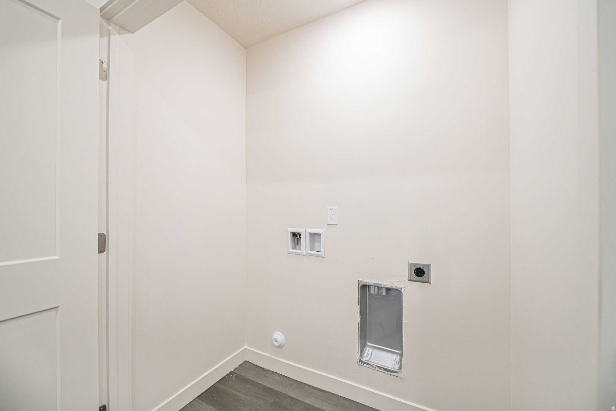 THE MORRELLI AT MEADOWBROOK - Residential
