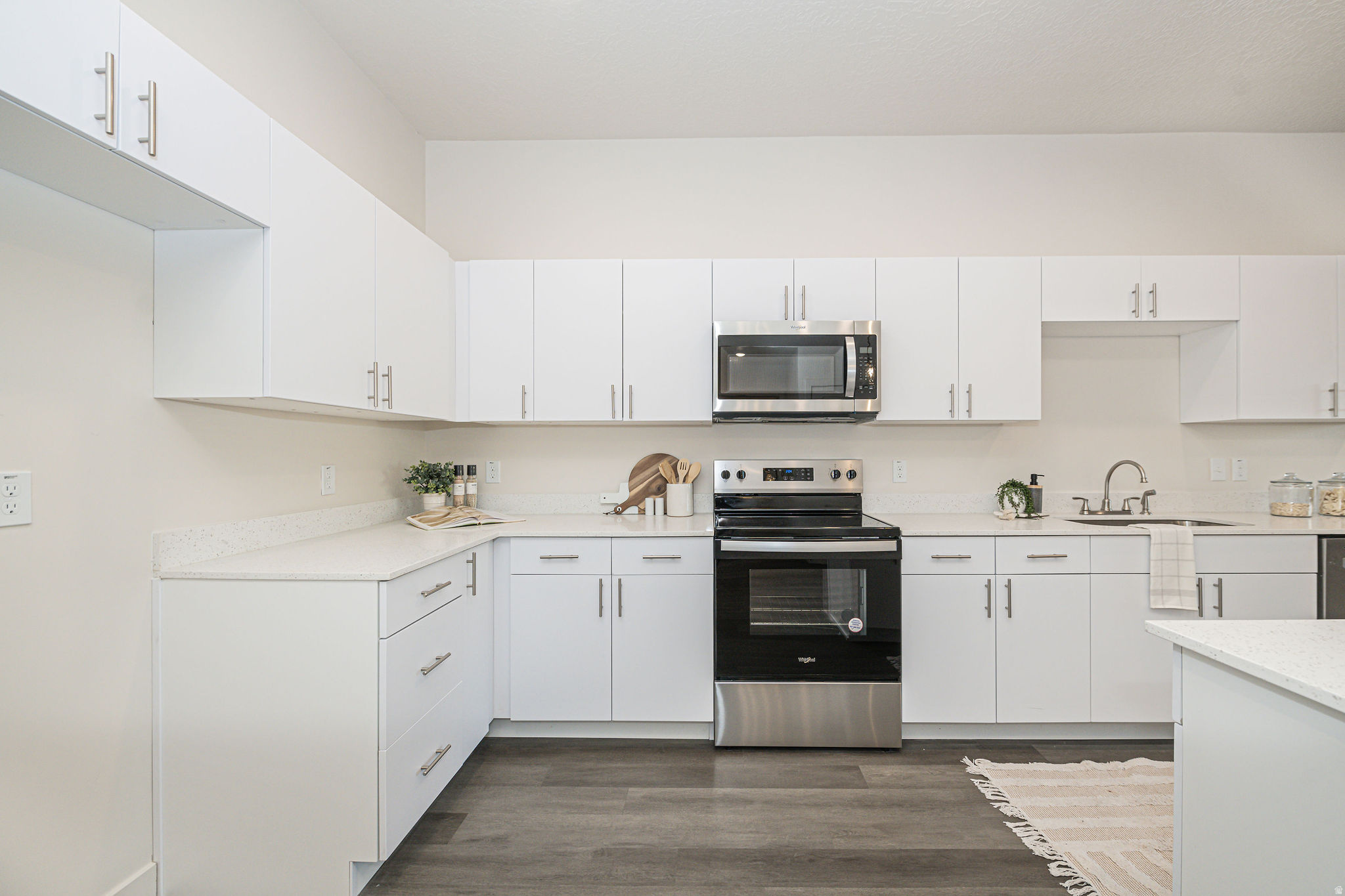 THE MORRELLI AT MEADOWBROOK - Residential